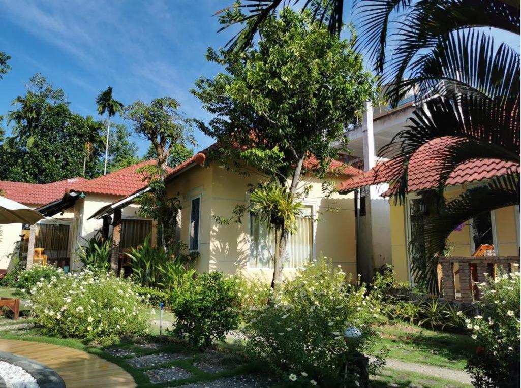 Sun & Wind Paradise Bungalow ฟู้โกว๊ก ภายนอก รูปภาพ